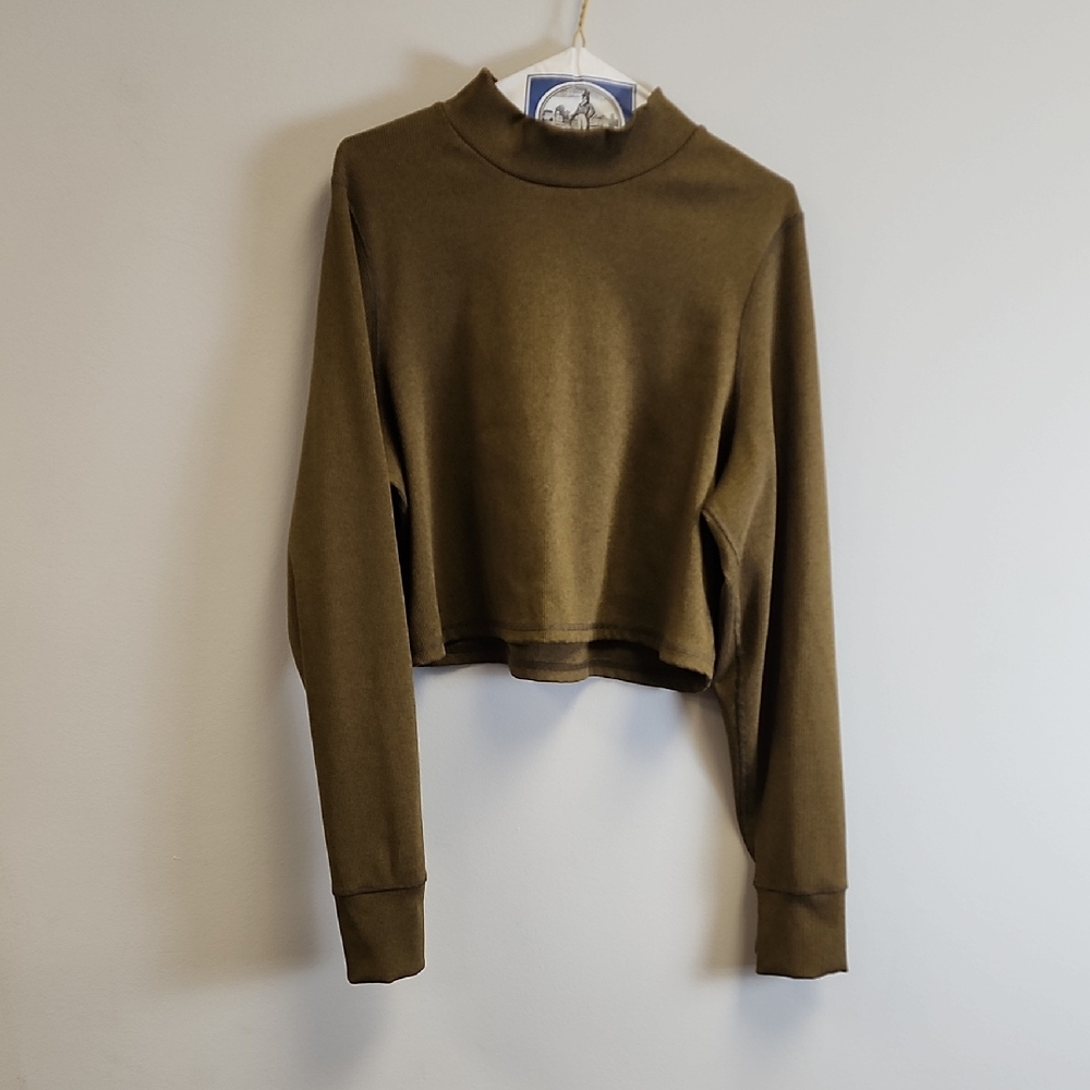 Aerie Olive Long Sleeve Crop Top